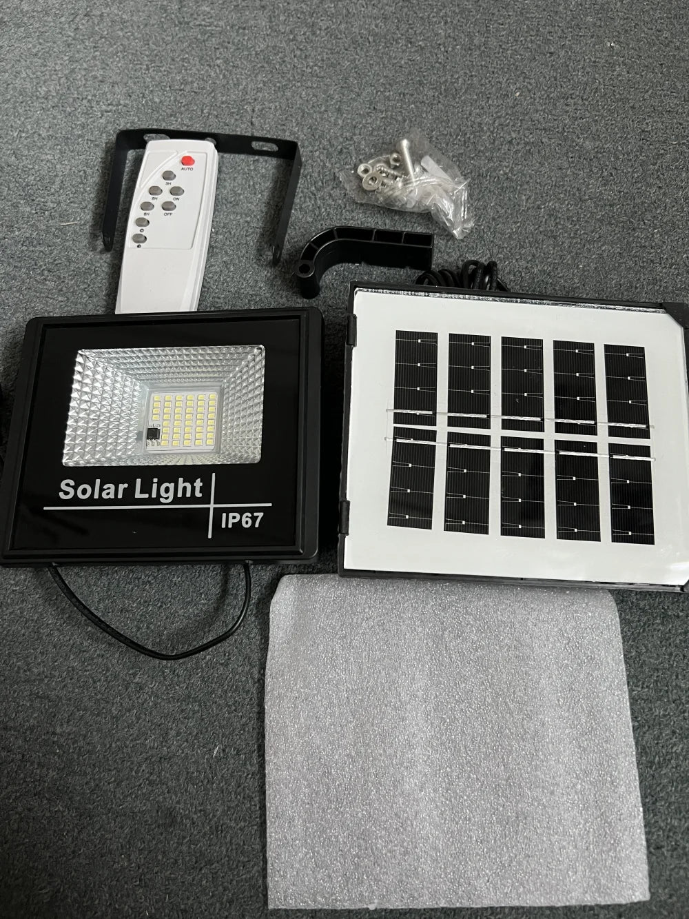 JVEE 30W 1000mAh Solar Flood Lights Remote Control Powered Spotlight Outdoor Waterproof IP67 Villa Street Lamp Adjustable Angle