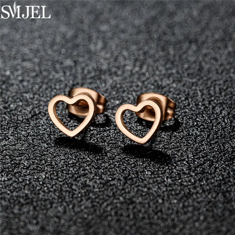 Stainless Steel Earring Hollow Love Heart Fashion Stud Earrings Classic Simple Earings for Women Wedding Jewelry Bridesmaid Gift