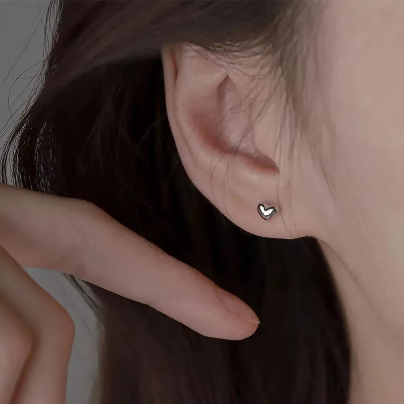 Fashion Tiny Minimalist Heart Stud Earrings For Women Teen Hypoallergenic Daily Wear Butterfly Earring Piercing Jewelry Gifts