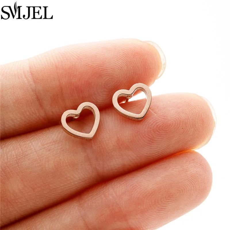 Stainless Steel Earring Hollow Love Heart Fashion Stud Earrings Classic Simple Earings for Women Wedding Jewelry Bridesmaid Gift
