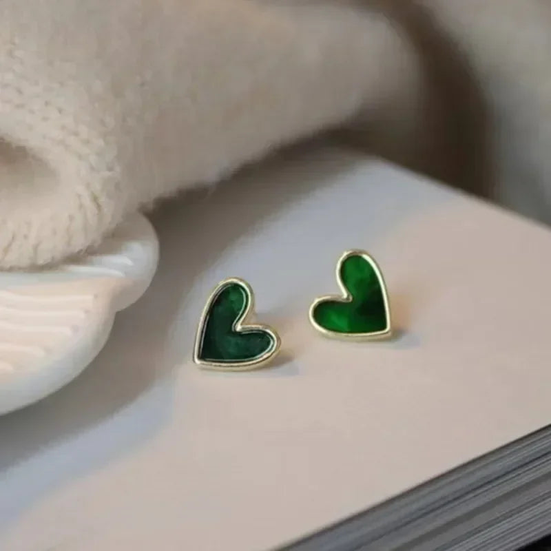 Cute Korean Earrings Heart Bling Zircon Vintage Dark Green Versatile Gold Color Earring for Women Fashion Jewelry 2024 New Gift