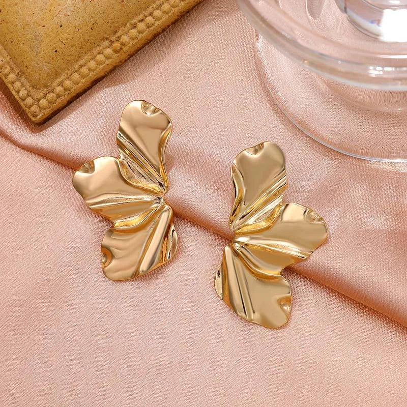 Vintage Metal Flower Post Stud Earrings For Women Fashion Gold Color Large Textured Petal Earring Party Jewelry Gift Accessories