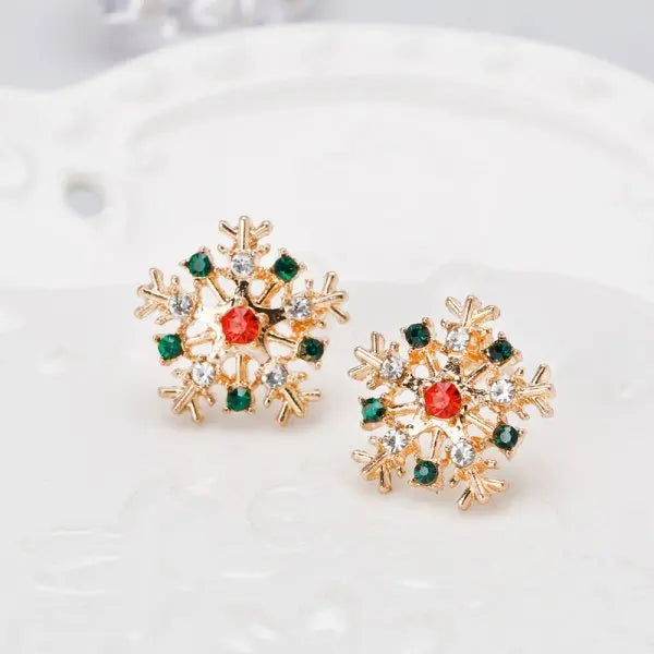 New Lovely Snowflake Charm Earring For Women Christmas Gift Fashion Crystal Zircon Stud Earrings Girls New Year Jewelry